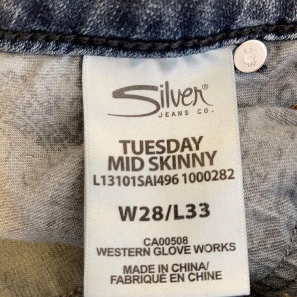 Silver Tuesday Skinny Jeans medium wash mid-rise cotton stretch 5 pocket Size 28 - Picture 9 of 12